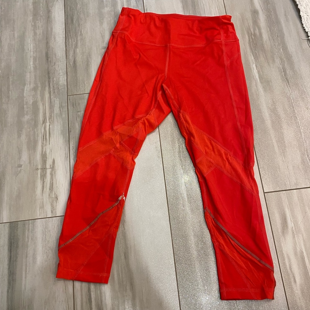 Zella Red Mid-Calf Length Activewear Athleisure Leggings with Mesh inset small